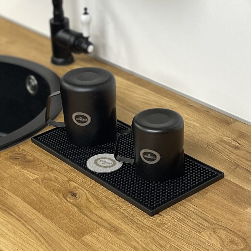 Joe Frex Bar & Dyring Mat